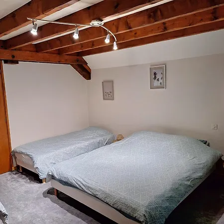 Le Parmand Apartment Moye